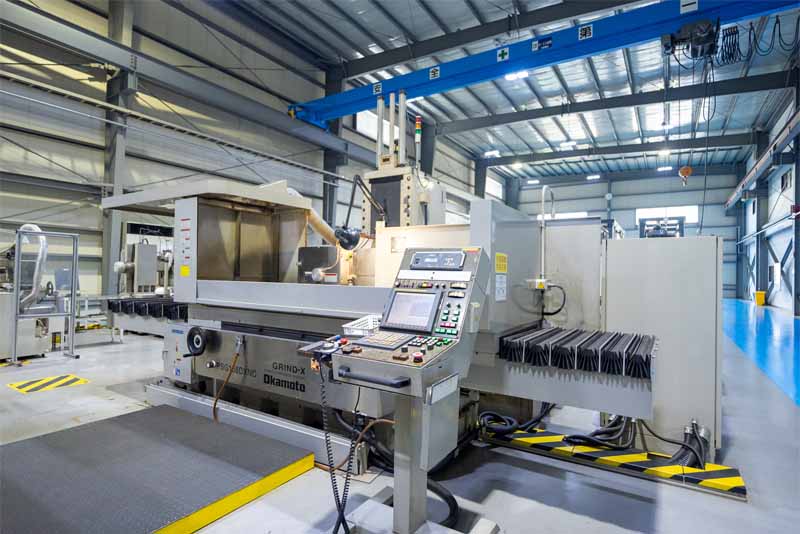 同時2軸NC平面研削盤