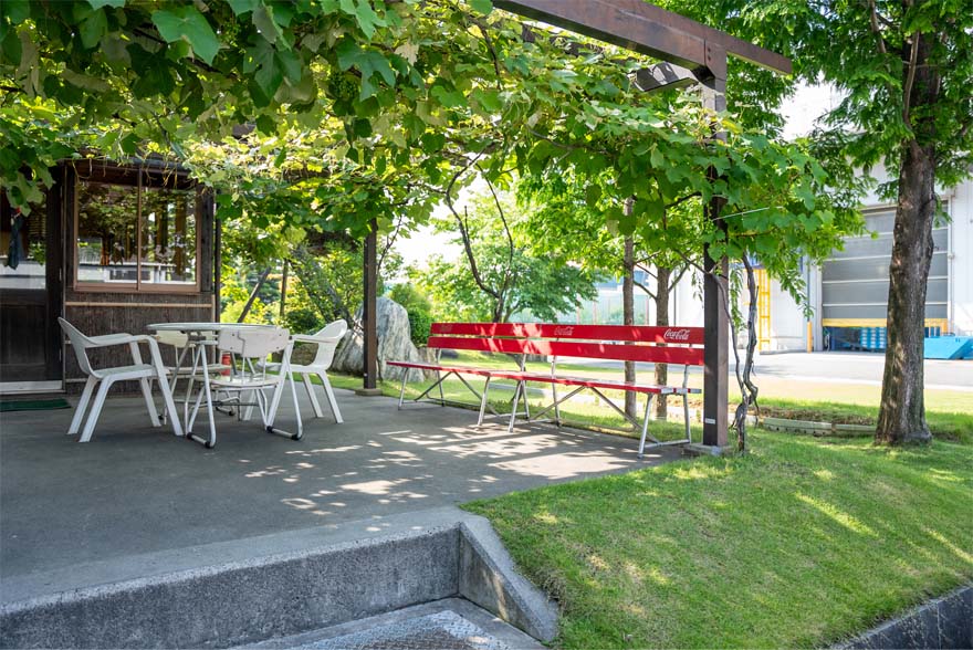 自然あふれる休憩所