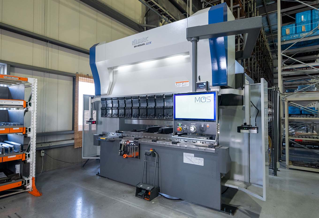 さまざまな板厚の曲げ加工に対応